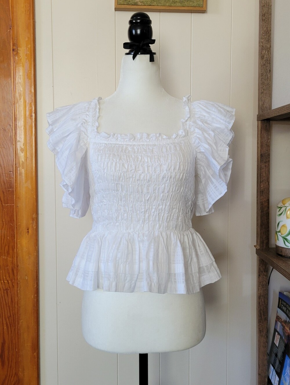 Banana Republic | White Ruffled Smocked Peplum Top With Puffy Sleeves | XS